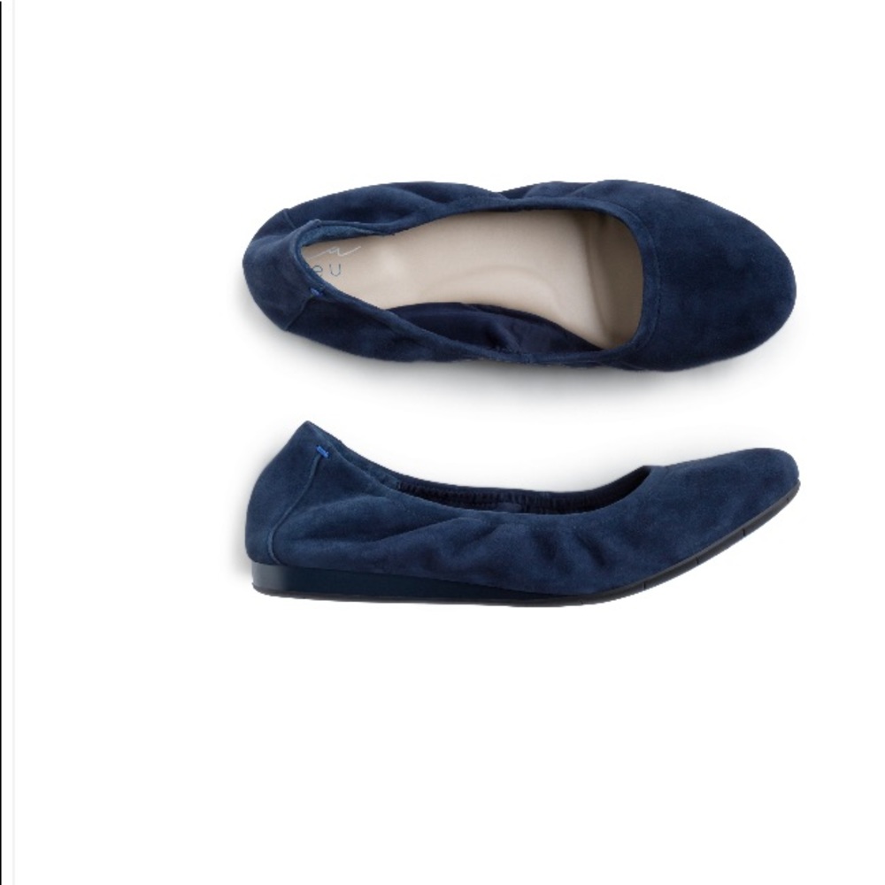 Ballet flats